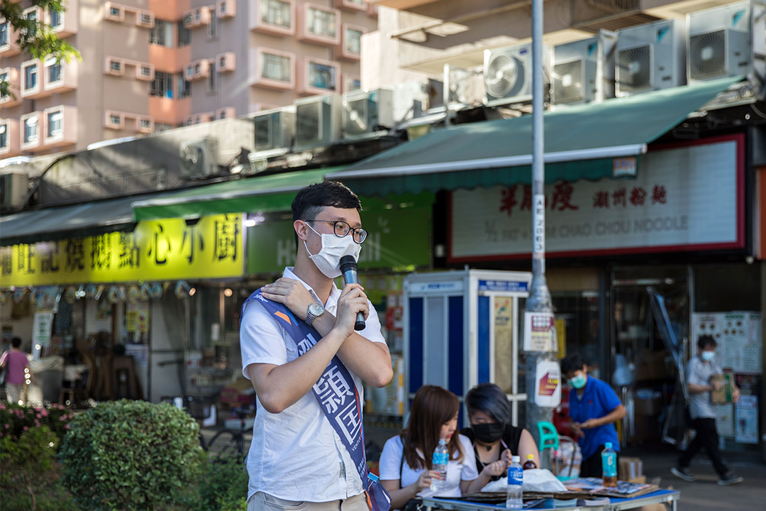 2020年7月12日，民主派初選日，劉頴匡在大埔呼籲民眾投票。攝：陳焯煇/端傳媒