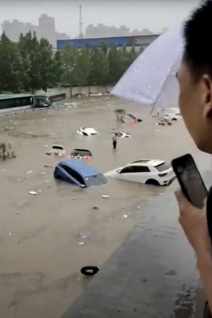 2021年7月20日，河南省遭遇大暴雨的现场。