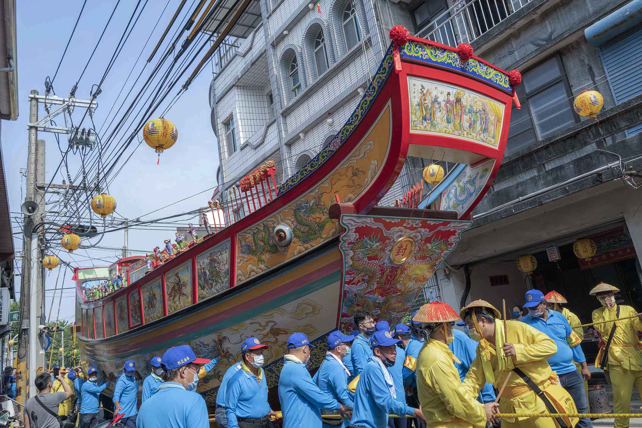 2021年10月30日東港，王船遷船遶境。