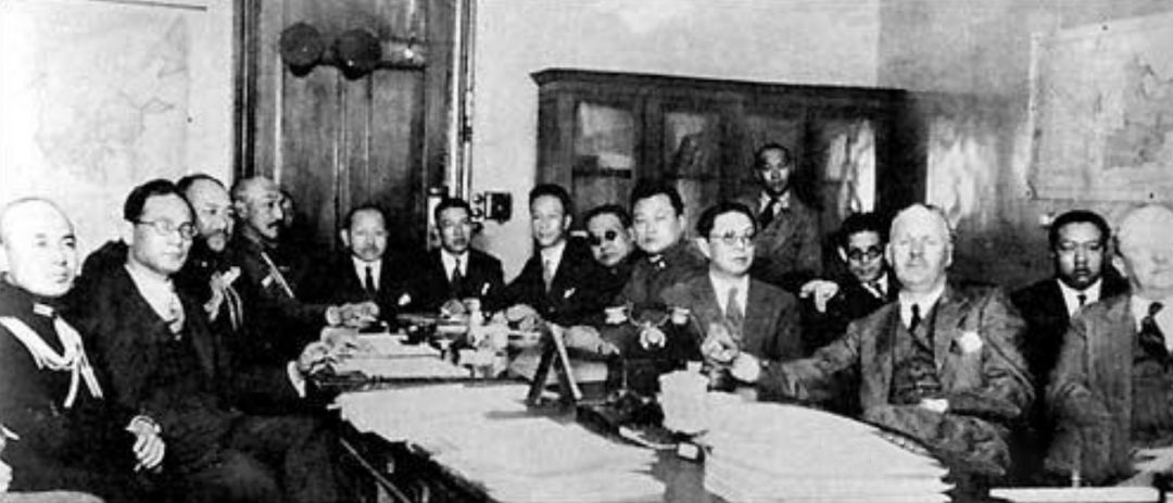 1932年5月5日，国民党南京政府与日军在上海签订《淞沪停战协定》。