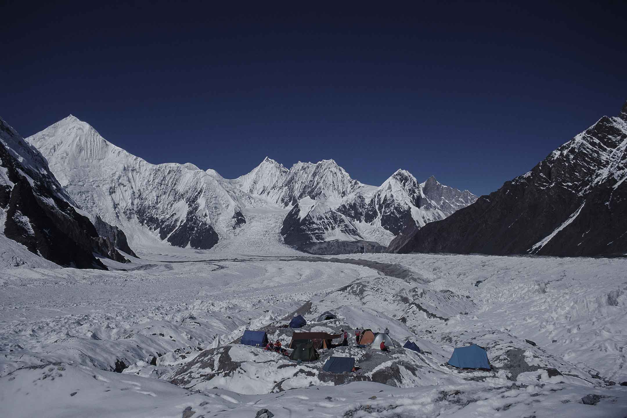 加舒尔布鲁木II峰（Gasherbrum II）。