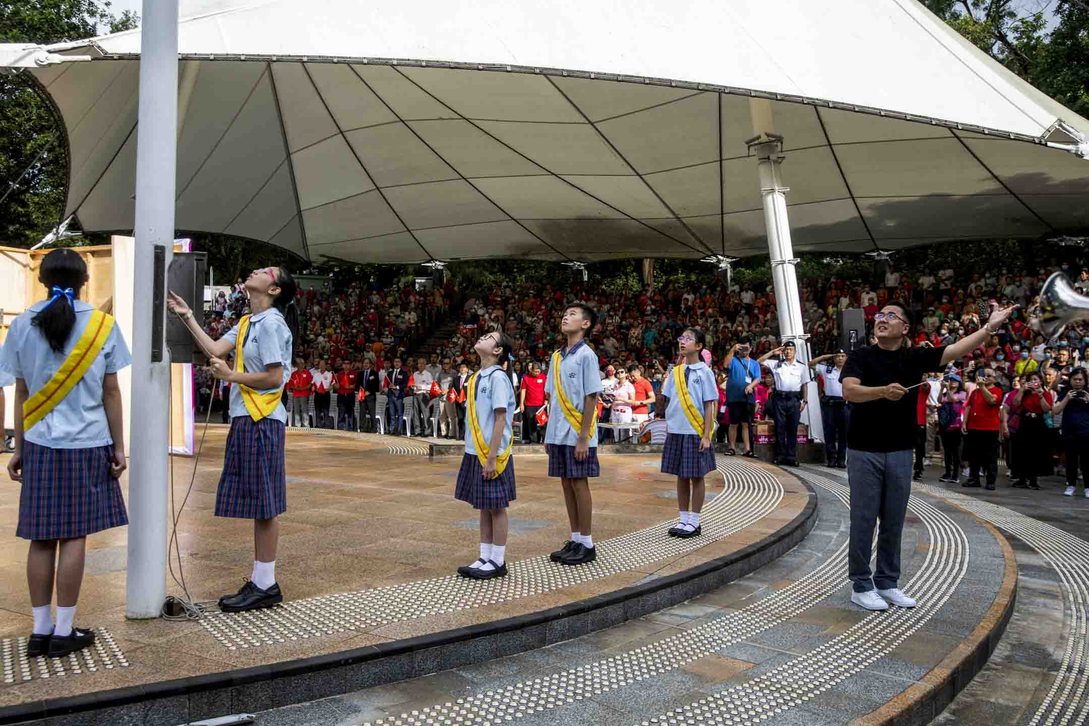 2023年7月1日，大埔海濱公園，大埔各界慶祝香港回歸26周年升旗禮。攝：陳焯煇/端傳媒