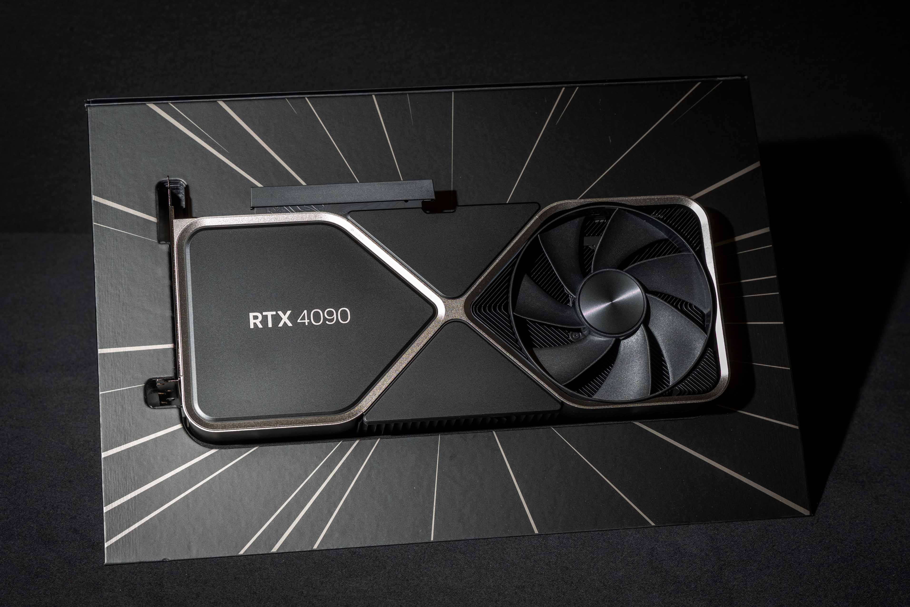 2023年6月5日，Nvidia GeForce RTX 4090 显示卡。摄：Marlena Sloss/Bloomberg via Getty Images