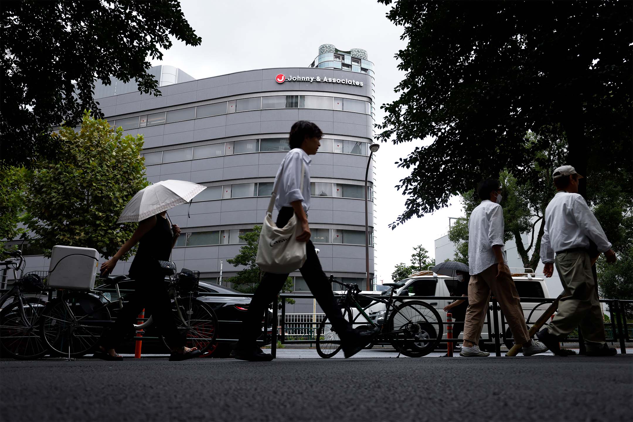 2023年9月30日，日本东京杰尼斯事务所（Johnny & Associates Inc.）办事处大楼。摄：Kiyoshi Ota/Bloomberg via Getty Images