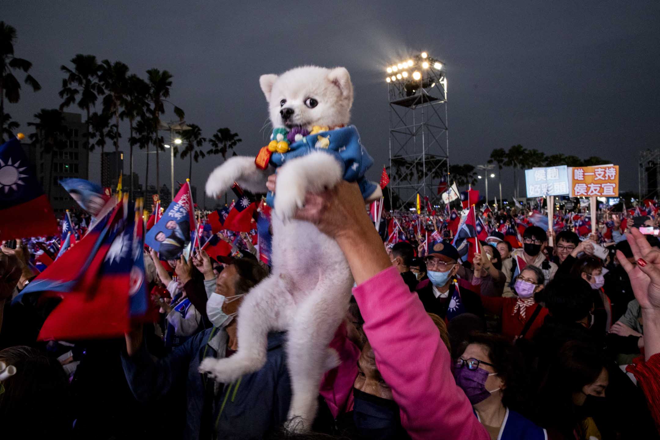 2024年1月7日，国民党总统候选人侯友宜高雄造势大会。摄：林振东/端传媒