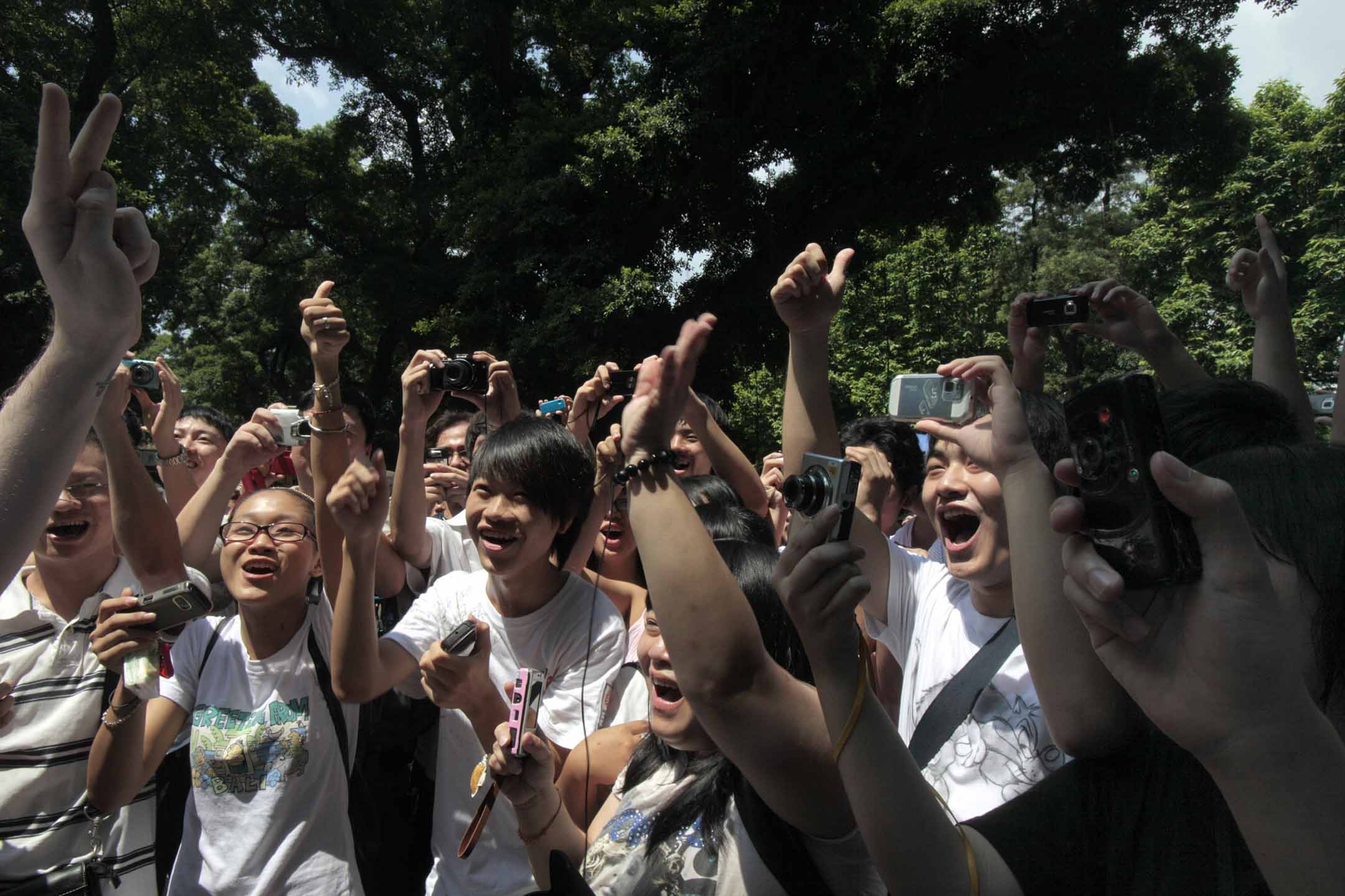 2010年8月1日，中国广州的集会，数百抗议者走上广州街头，要求政府停止压制粤语。摄：Stringer/Reuters/达志影像