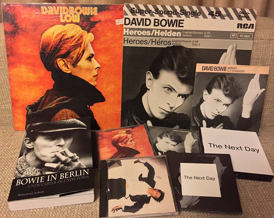 黃耀明私藏的有關 David Bowie 的唱片。圖片由黃耀明提供